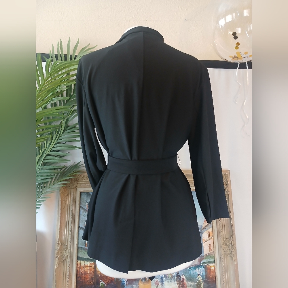 Nwt WYNNE LAYERS Chic Black Women's CHIC  Blazer with Belt SZ MED - Picture 6 of 10